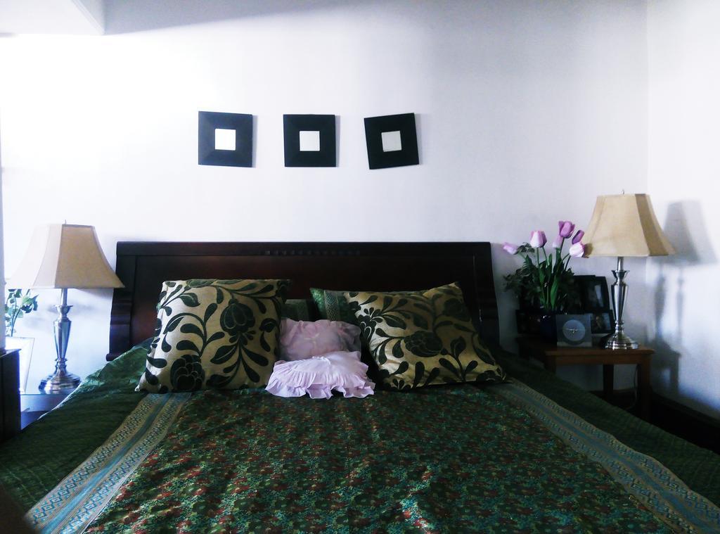 Jeelani Guest House Srīnagar Buitenkant foto