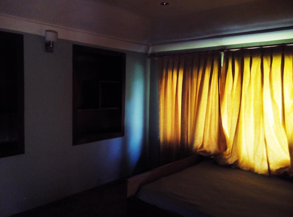 Jeelani Guest House Srīnagar Buitenkant foto